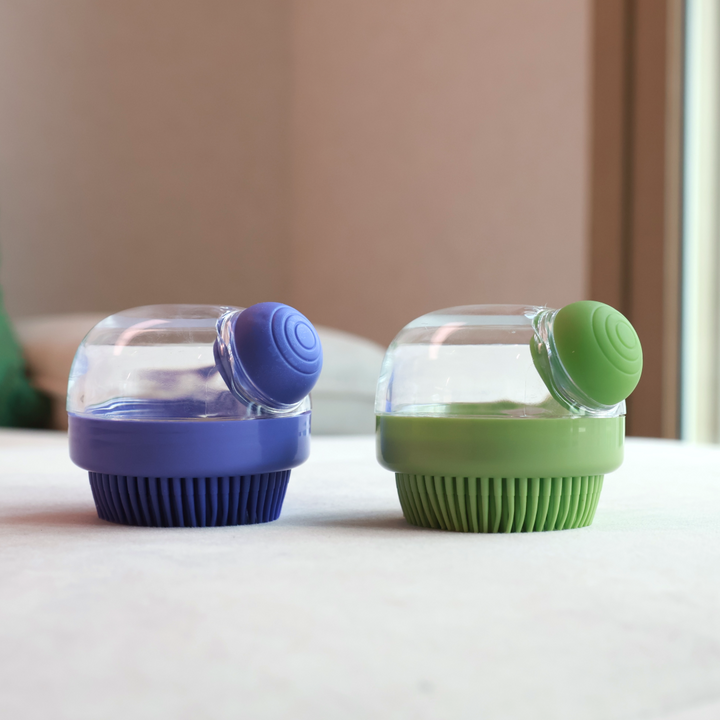 Foaming Globe Massage Brush