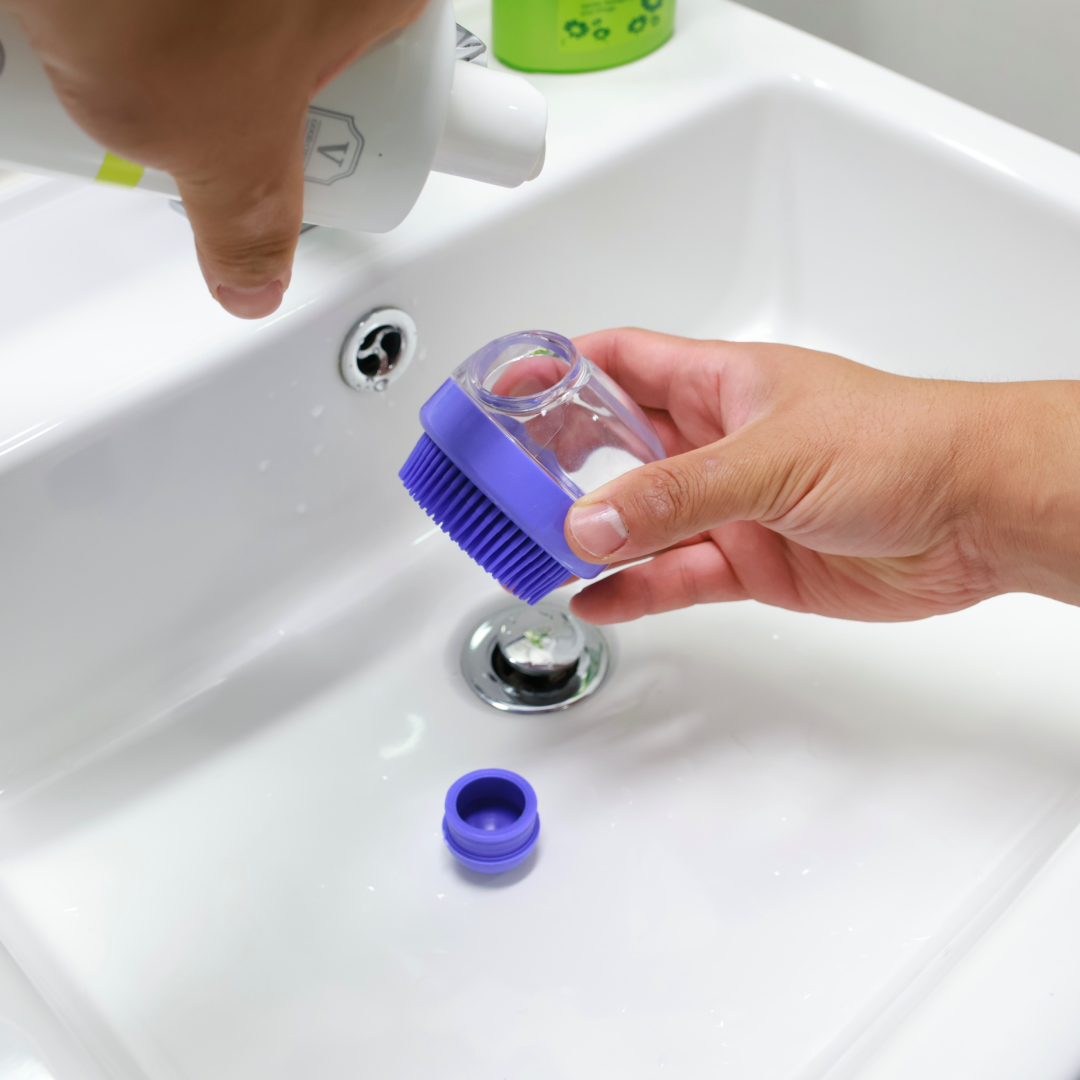 Foaming Globe Massage Brush
