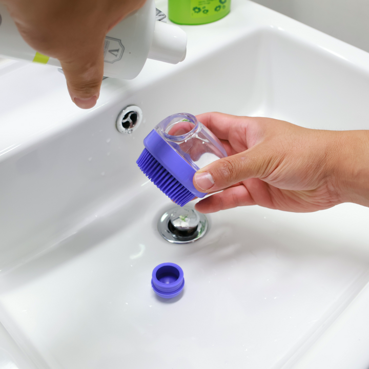 Foaming Globe Massage Brush
