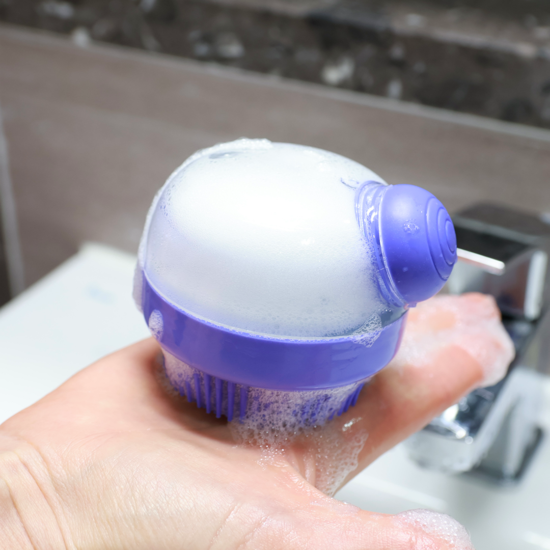 Foaming Globe Massage Brush