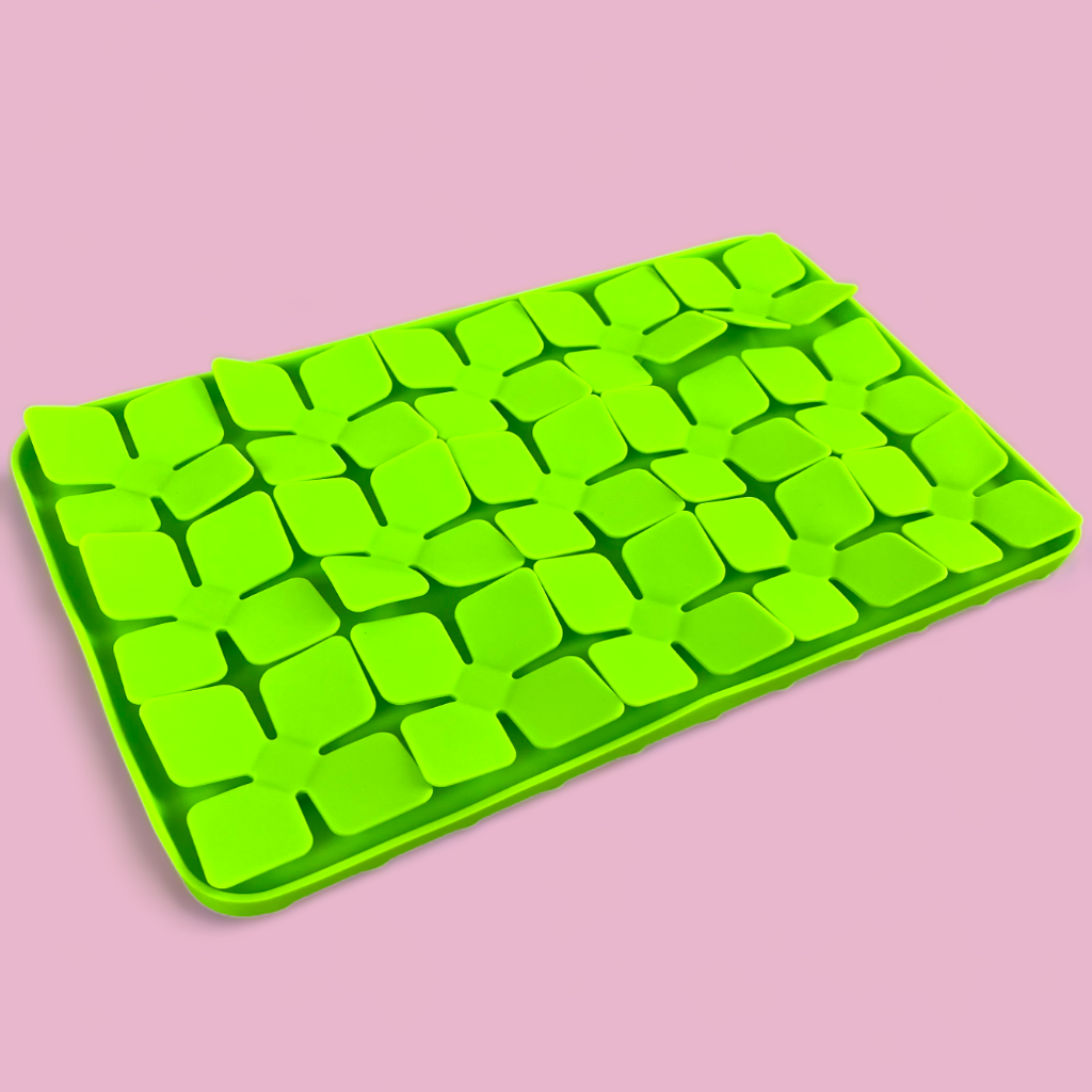 No Stress 3D Petals Lick Mat - Large